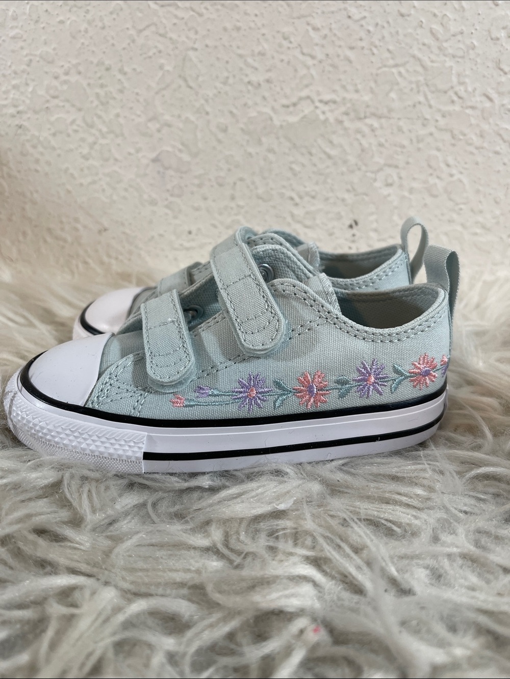 CONVERSE Chuck Taylor All Star Easy-On Velcro Embroidered Floral Kids Size 7 NEW - Picture 7 of 14